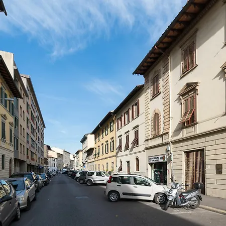 Roommo Cimabue Florence Exterior photo